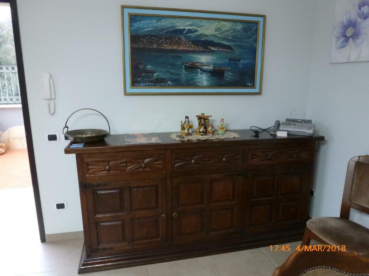 풀라 Emozioni D'Estate B&B 외부 사진