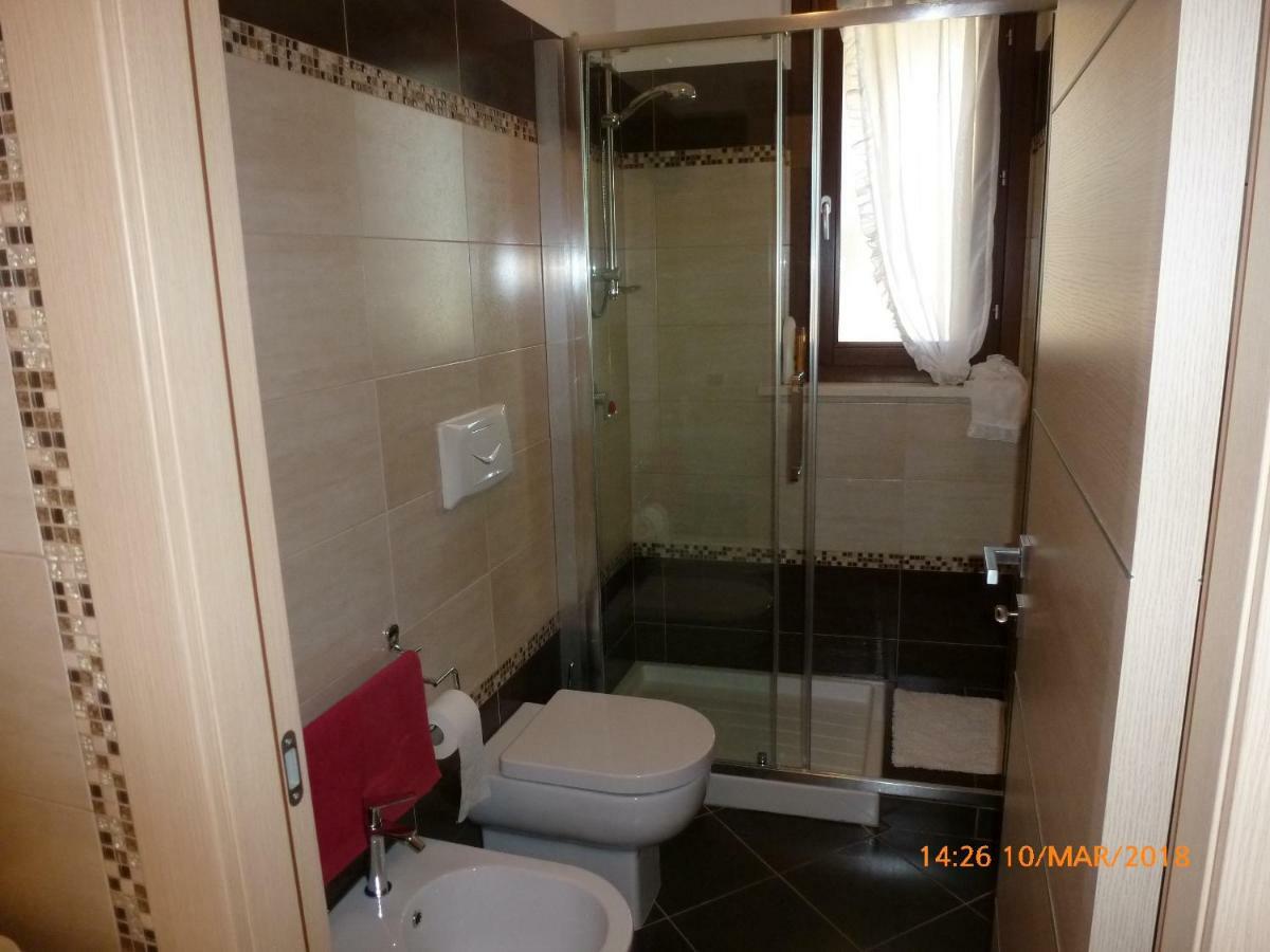 풀라 Emozioni D'Estate B&B 외부 사진