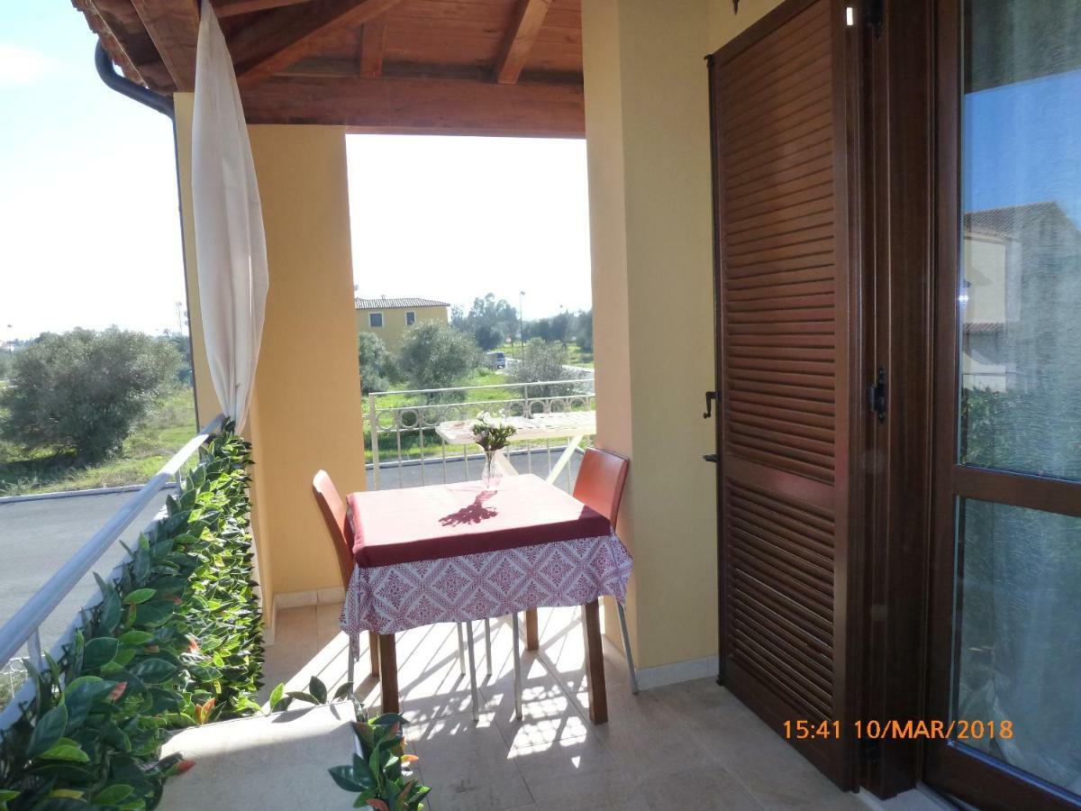 풀라 Emozioni D'Estate B&B 외부 사진