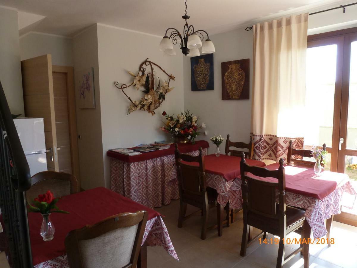 풀라 Emozioni D'Estate B&B 외부 사진