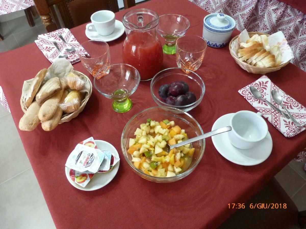 풀라 Emozioni D'Estate B&B 외부 사진